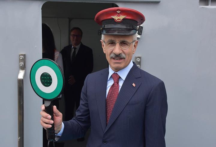 Ulaştırma ve Altyapı Bakanı Uraloğlu: Küresel bir ihracat ülkesi olduk