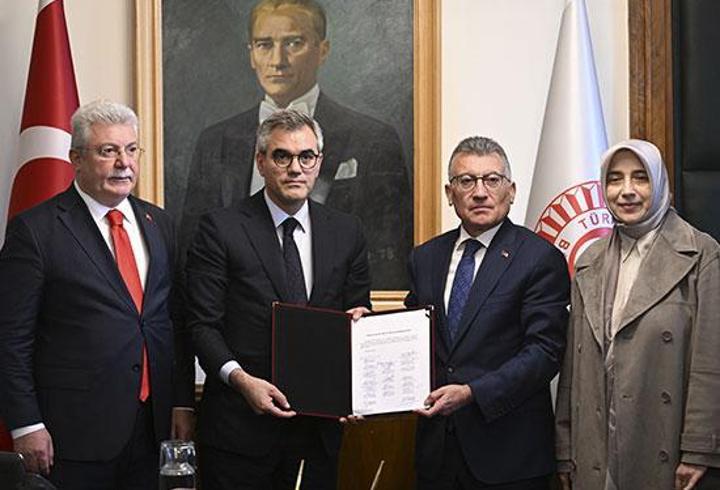 AK Parti’nin TBMM’nin başkan adayı Numan Kurtulmuş oldu