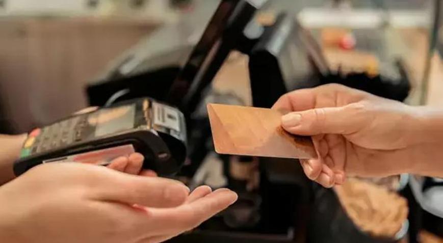 Yemek kartı işinizden edebilir mi? İşveren sizi izliyor olabilir; kart kullanımı mercek altında