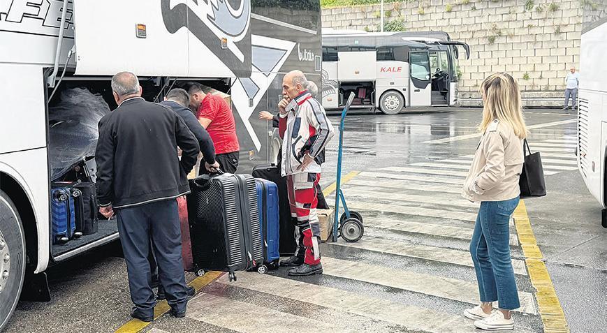 Biletler tükeniyor ek seferler yolda