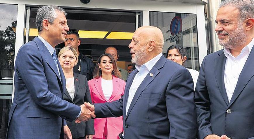 Özel, asgari ücret turunu sürdürdü! ‘Yargı paketi hayal kırıklığı’