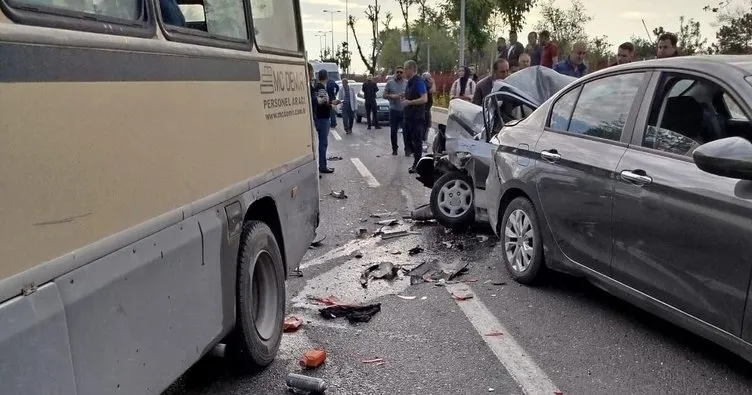Freni boşalan minibüs dehşet saçtı: 14 Yaralı