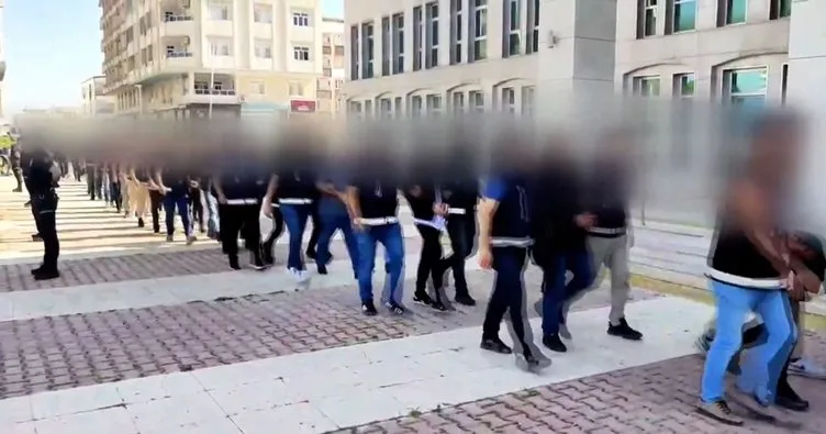 Kamu görevlisini olarak tanıttılar! 116 vatandaşı dolandırdılar