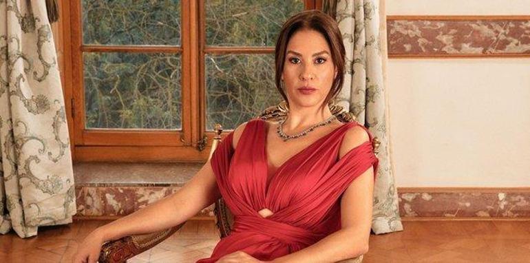 Kızılcık Şerbeti oyuncularının isimleri (Resimli) Kızılcık Şerbeti dizisi oyuncuları ve karakterleri açıklandı İşte Kızılcık Şerbeti oyuncu kadrosu
