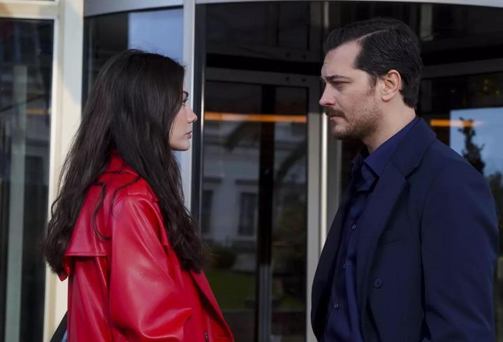 EŞREF RÜYA OYUNCULAR RESİMLİ İSİMLERİ!KANAL D’nin yeni dizisi Eşref Rüya karakterleri ve dizide oynayan oyuncuların tüm listesi!