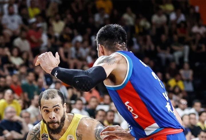 Anadolu Efes yarı finalde