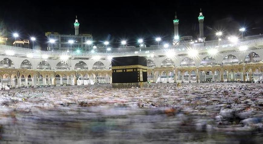 Suudi Arabistan’da 75 bini aşkın kişi hacdan geri gönderildi