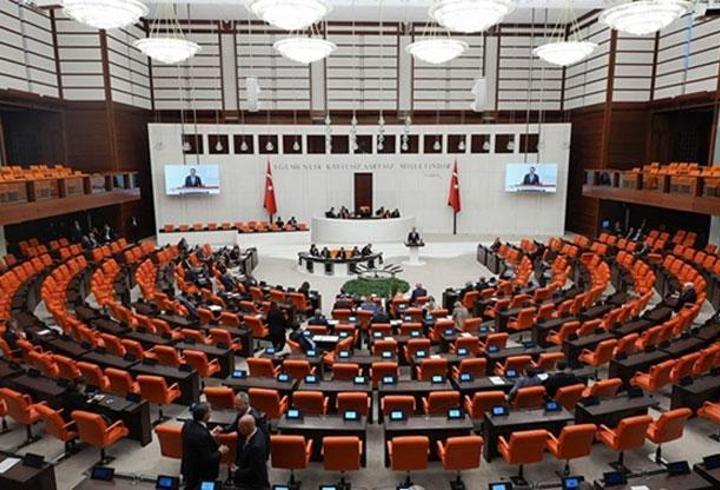 Bayramdan önce yasalaşacak mı? 10. Yargı Paketi komisyondan geçti: 27 bin mahkumun gözü Meclis’te!
