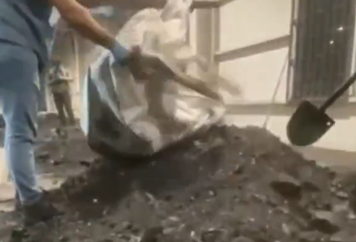 Zehir tacirlerine operasyon: Kömüre emdirilmiş 1 ton 870 kilogram uyuşturucu ele geçirildi