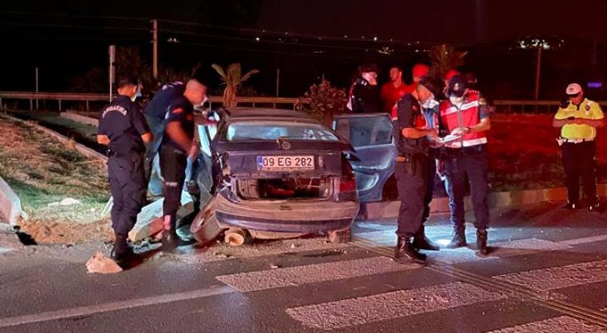 Aydın’da feci kaza! 2 otomobil çarpıştı: 2 ölü, 3 yaralı