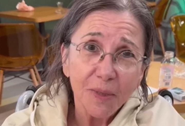 Gül Onat sevenlerinden dua istedi