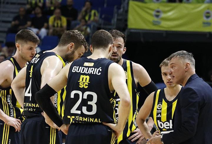 Fenerbahçe Beko, seride öne geçti
