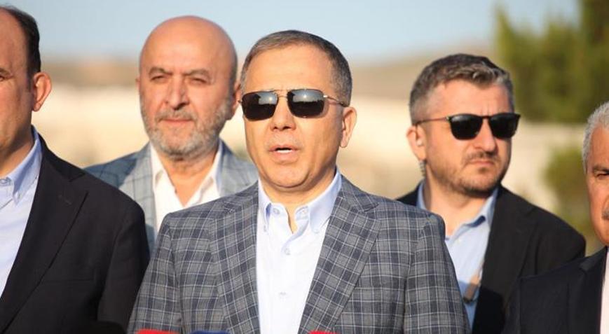 Bakan Yerlikaya’dan sürücülere uyarı: Trafik kuralları yaşatır