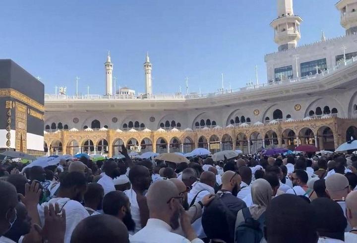 CNN TÜRK Kabe’den aktardı: Arafat’tan gelen Müslümanlar Hac Umresi tavafını yapıyor