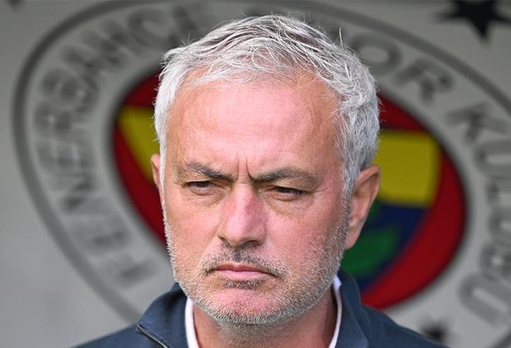 Fenerbahçe Teknik Direktörü Jose Mourinho’ya iki talip birden