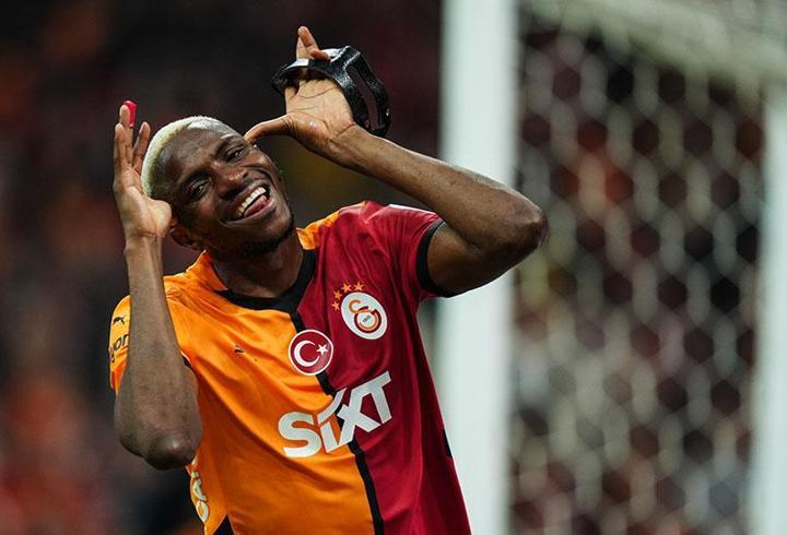Okan Buruk’tan İtalya’da Victor Osimhen zirvesi