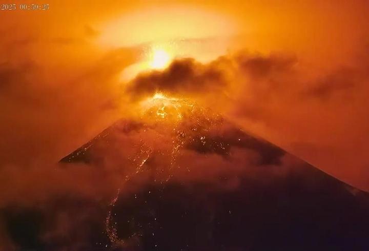 GUATEMALA’DA YANARDAĞ PATLADI: 194 ölü, 234 kayıp!