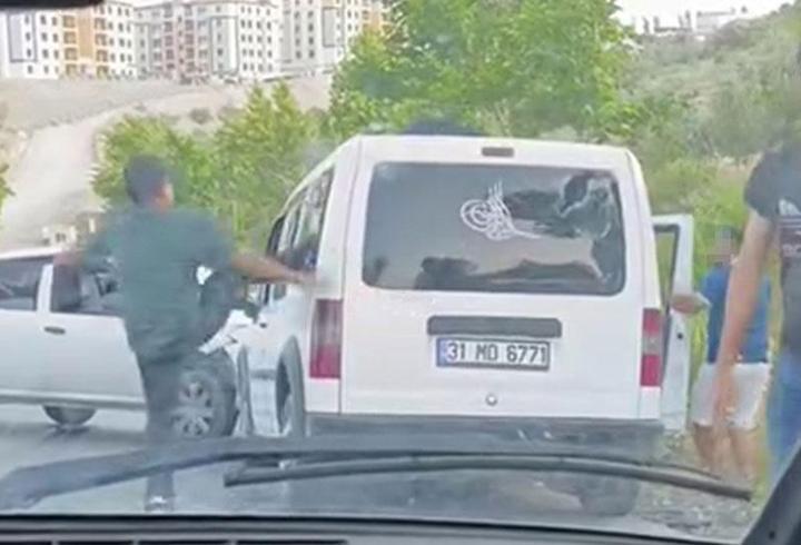 Hatay’da trafik magandaları dehşet saçtı!