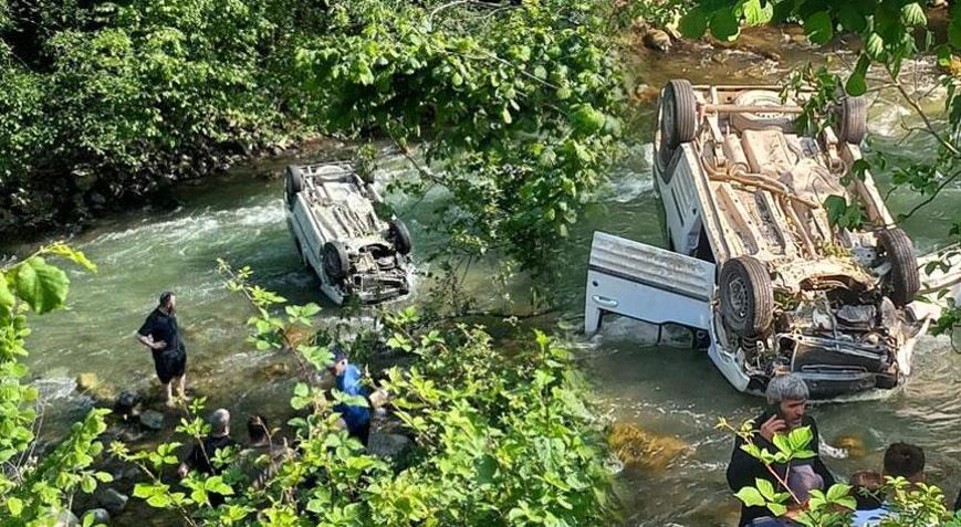 Trabzon’da feci kaza! Araç dereye uçtu: 2 ölü, 1 yaralı