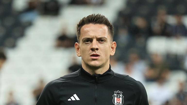 Acun Ilıcalı, Beşiktaşlı futbolcuya gözünü dikti Kiralama teklifi...