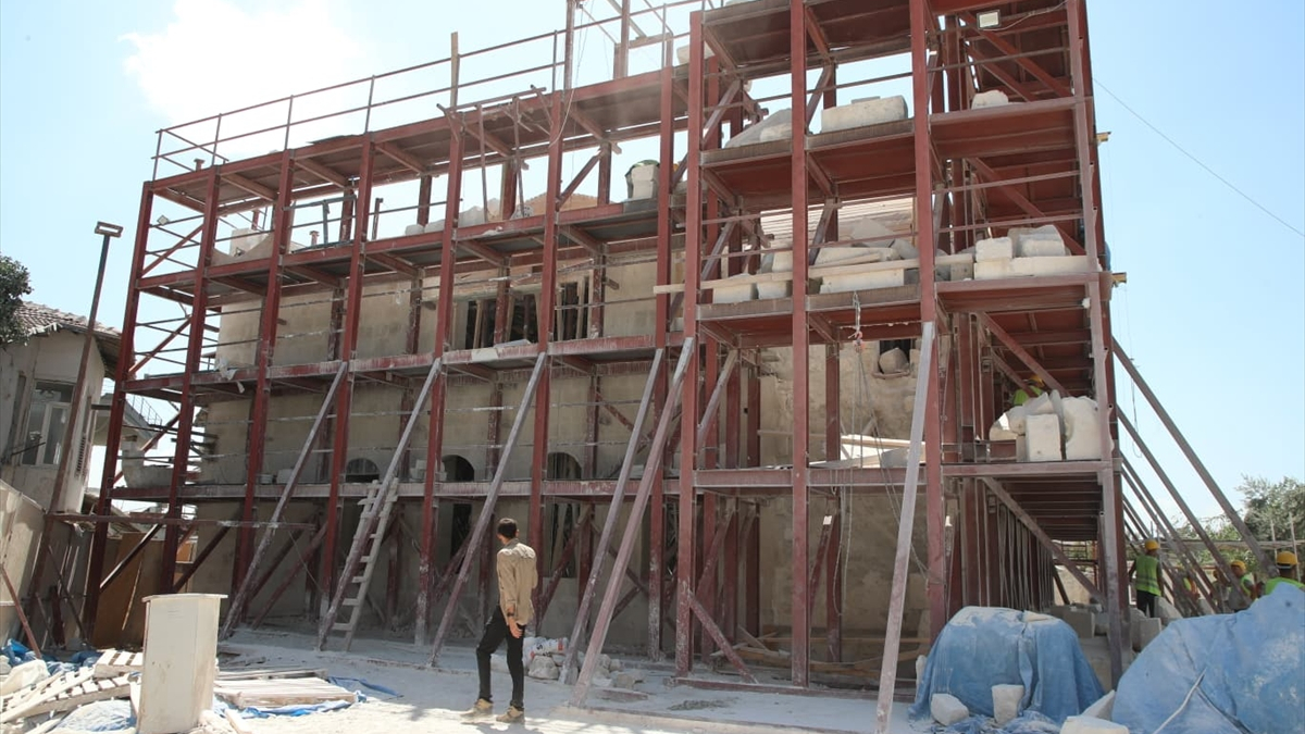 Hatay’da depremde hasar gören Tarihi Şeyh Ali Camisi restorasyonda