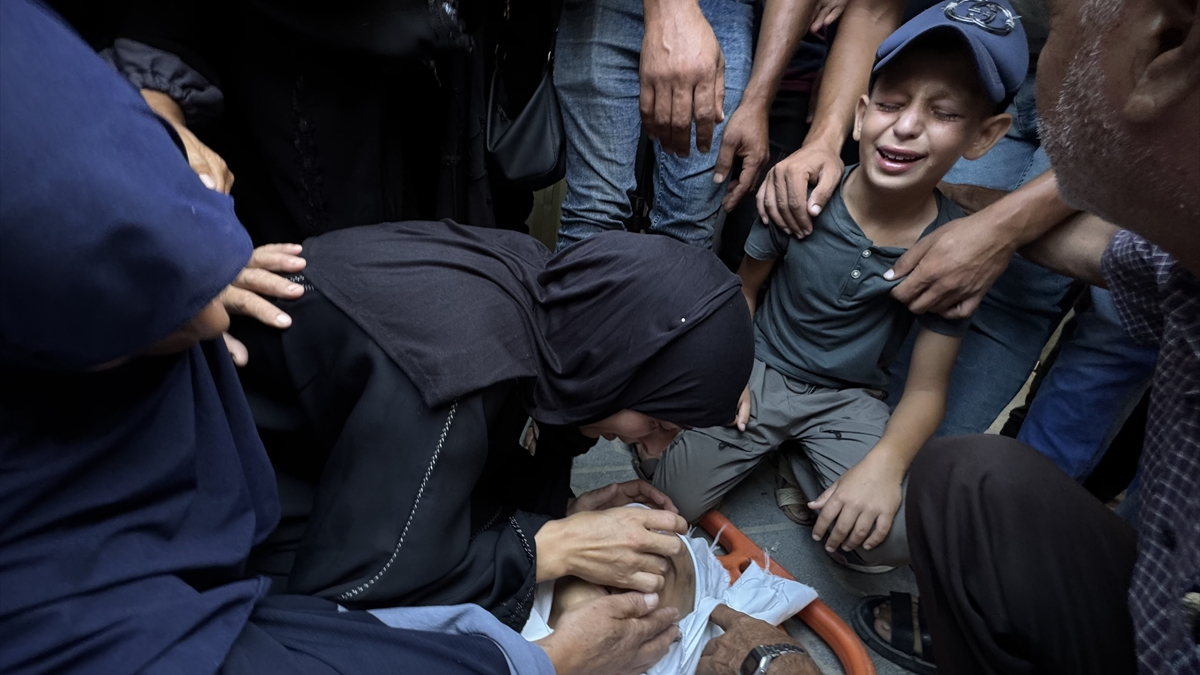 İsrail’in Gazze’ye son saldırılarında 6’sı çocuk 21 kişi yaşamını yitirdi
