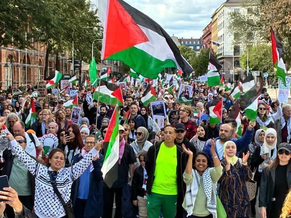 İsveç’te İsrail saldırıları ve Gazze’deki kıtlık protesto edildi!