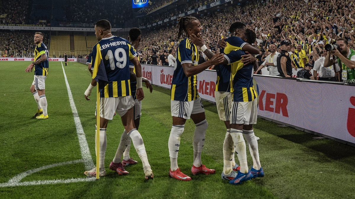 Fenerbahçe – Kocaelispor maçının ilk 11’leri