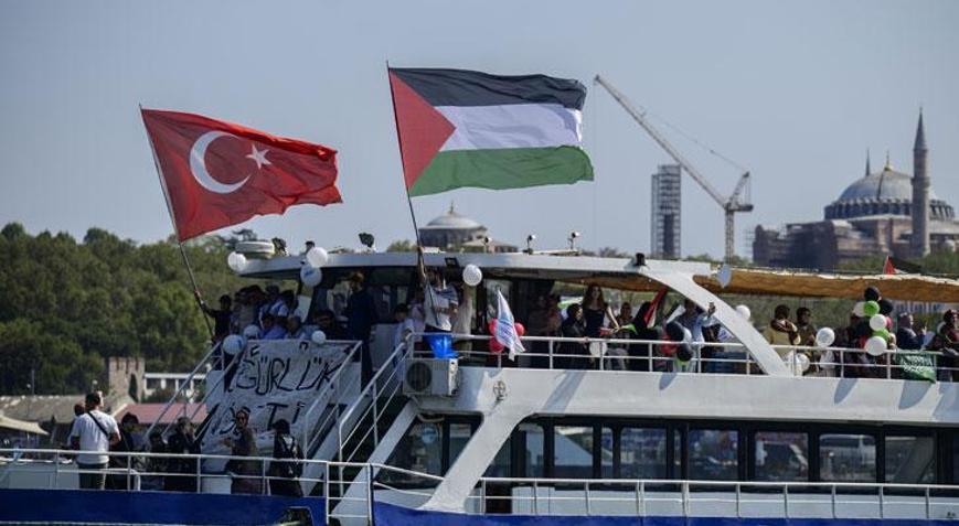 İstanbul Boğazı’nda Gazze için deniz konvoyu