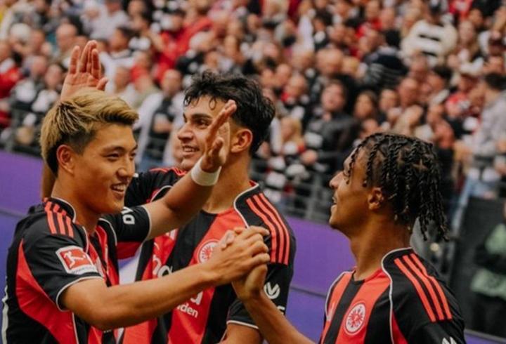 Can Uzun yıldızlaştı, Eintracht Frankfurt rahat kazandı