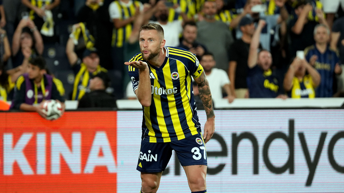 Fenerbahçe’nin Süper Lig’deki ilk golü Milan Skriniar’dan
