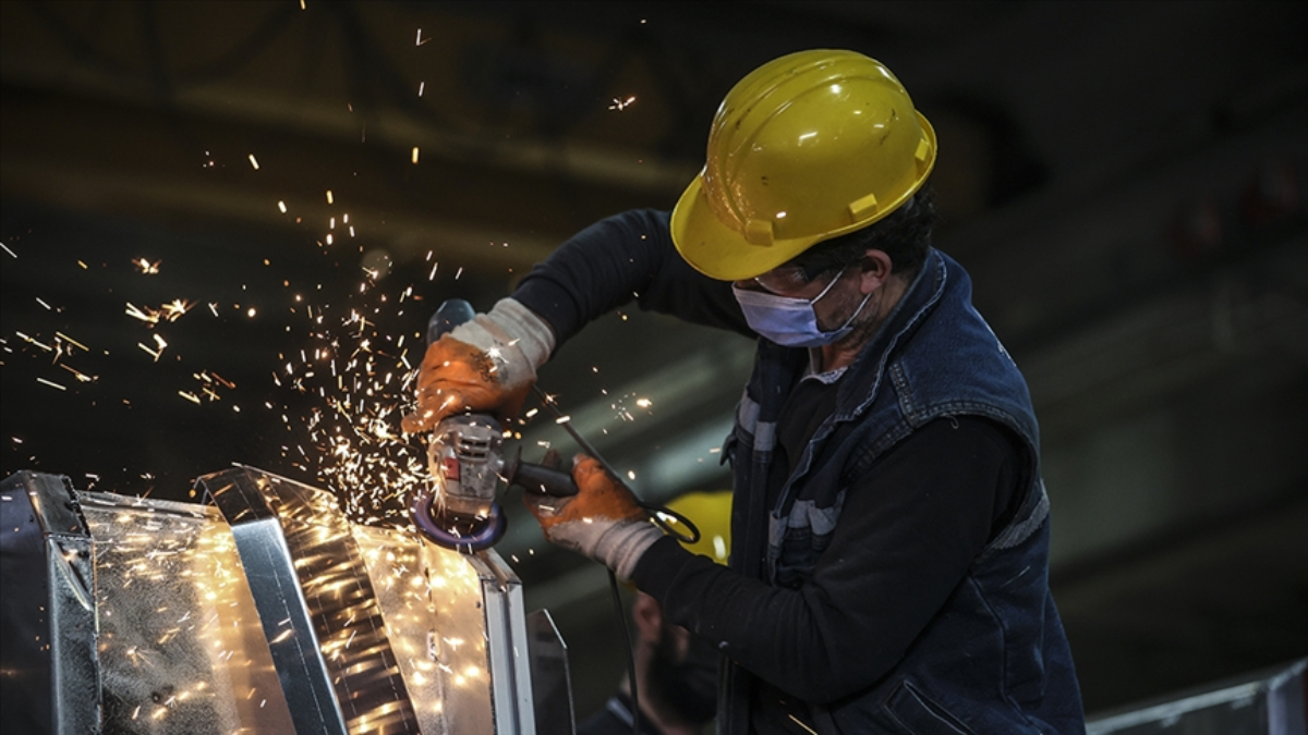 İmalat sanayi kapasite kullanım oranı belli oldu