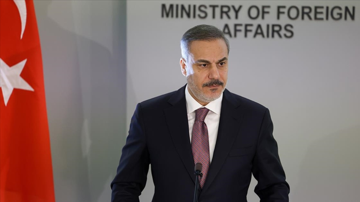 Dışişleri Bakanı Hakan Fidan’dan İrlanda’ya ilk ziyaret