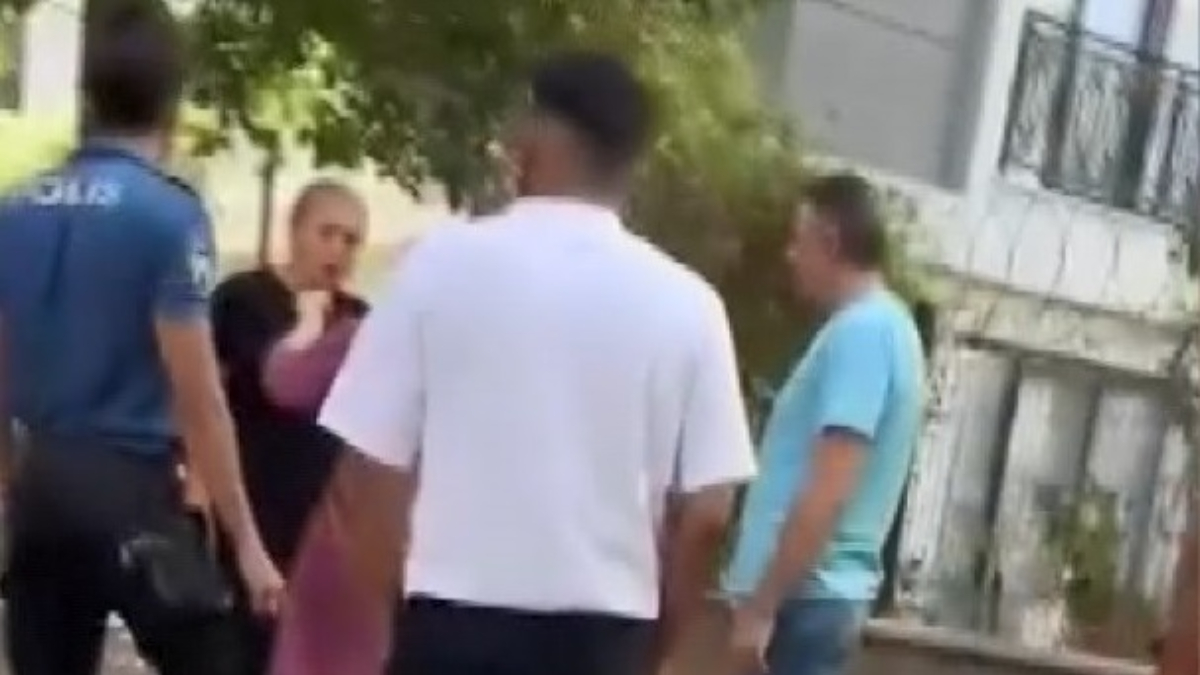 İstanbul’da çocukları bıçakla kovaladı