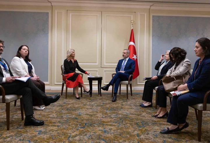Dışişleri Bakanı Hakan Fidan’dan İrlanda temasları