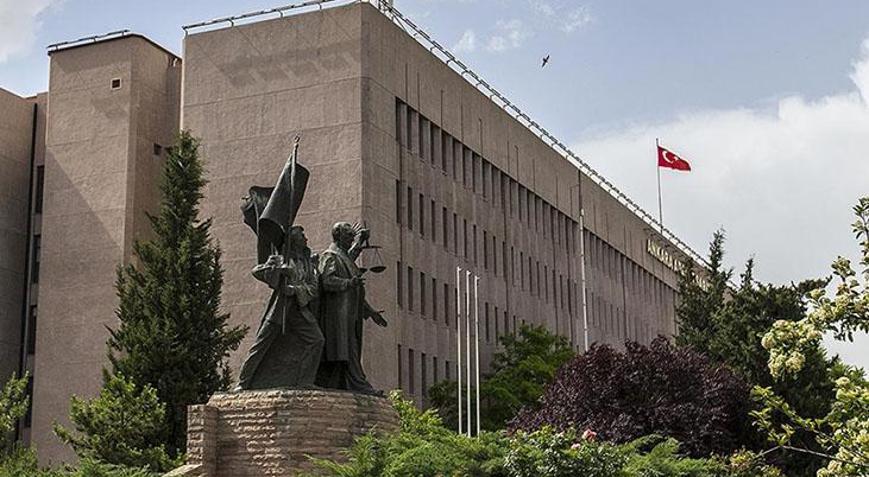 Savcıların şifresiyle UYAP’a girip FETÖ dosyalarını kapatan zabıt katibinin yargılanmasına devam edildi