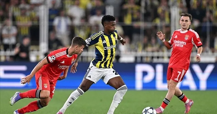 BENFICA FENERBAHÇE CANLI | Fenerbahçe, Şampiyonlar Ligi için sahada! Mourinho’nun 11’i belli oldu…