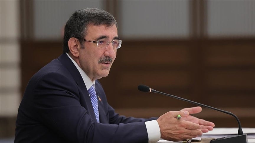 Cevdet Yılmaz, ekonomistleri hedef aldı