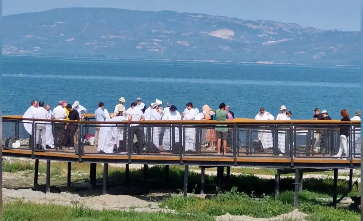 İznik’te Fransa’dan Gelen Akademisyenlerden Özel Ayin