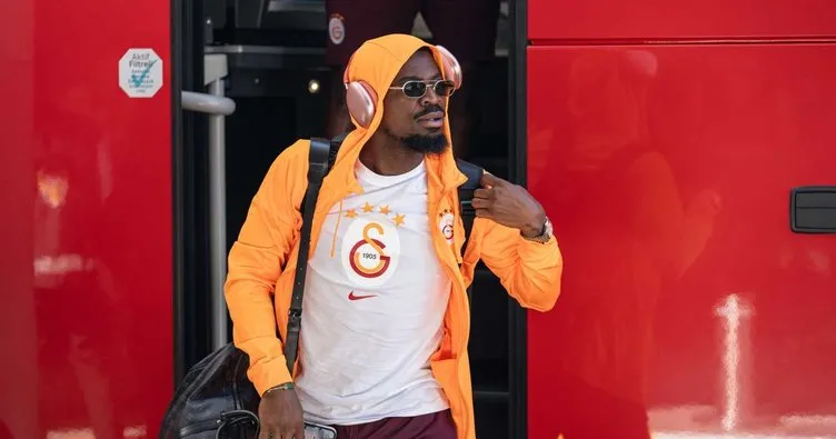 Galatasaray’ın eski futbolcusuna kötü haber! 6 ay sahalardan uzak kalacak