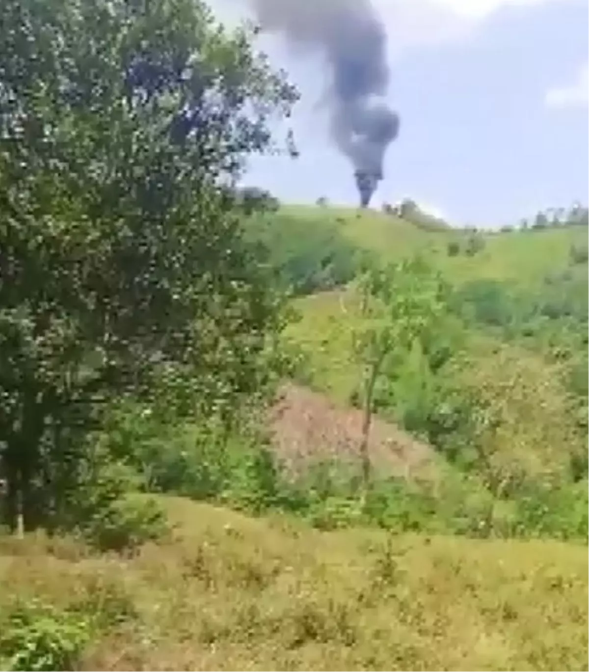 Kolombiya’da İHA Saldırısında Polis Helikopteri Düştü: 12 Ölü