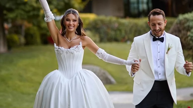 Lale Onuk ve Berkan Karabulut çifti balayı için Amerika’ya uçtu