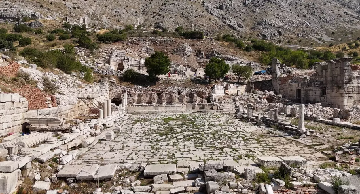 Sagalassos Antik Kenti’nde Odeon Kazıları Devam Ediyor