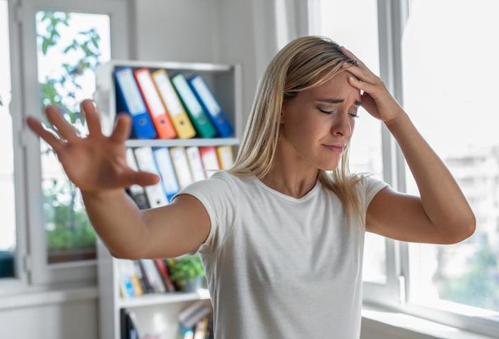 Vertigo Nedir, Neden Olur? Vertigo Tedavisi Nasıl Yapılır?