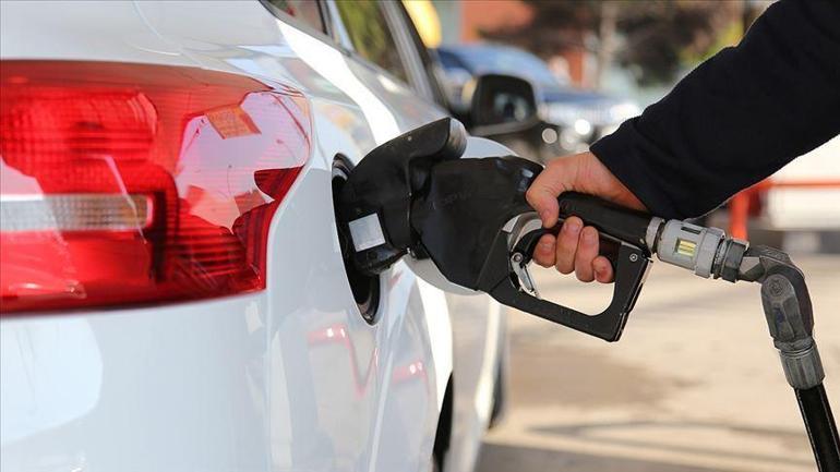 18 EKİM BENZİN FİYATLARI Benzine indirim mi zam mı geliyor İstanbul, Ankara, İzmir benzin fiyatları