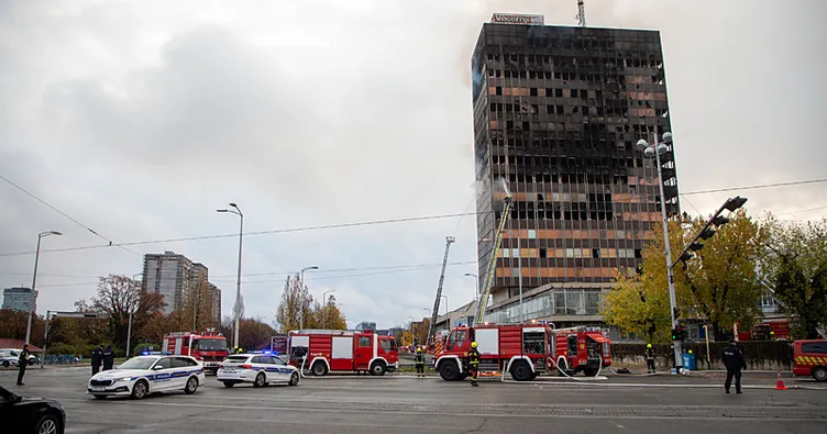 Hırvatistan’da yangın paniği: Gökdeleni alevler sardı