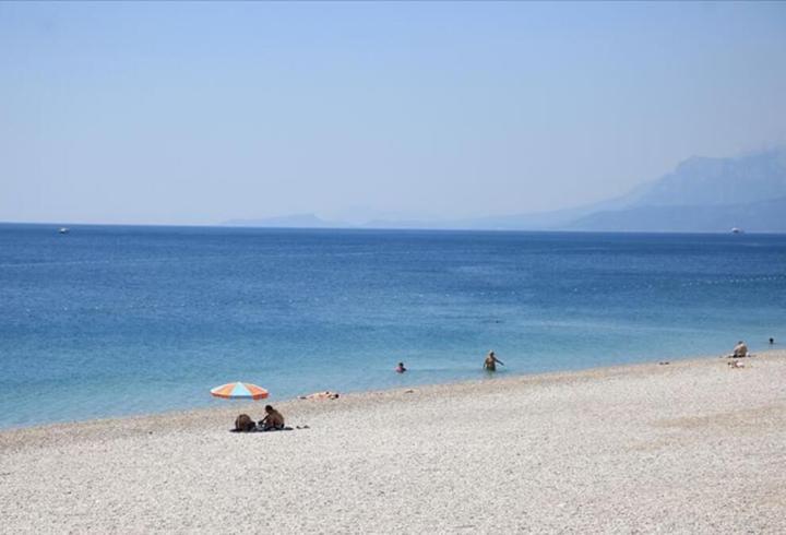 Lara Plajı Nerede? Lara Plajı Ücretli Mi? Nasıl Gidilir?
