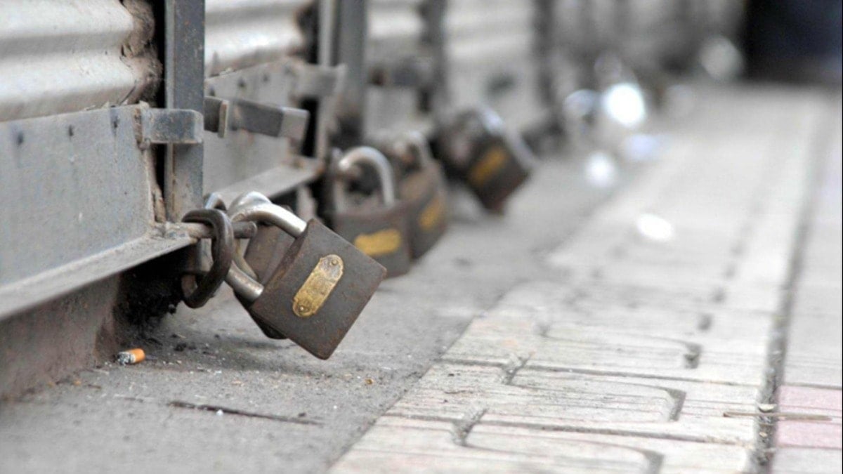 300 bin esnaf kepenk indirir