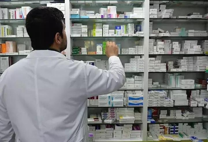 PAZAR GECESİ BALIKESİR NÖBETÇİ ECZANELERİ: 28 Eylül 2025 Akçay, Ayvalık, Altınoluk nöbetçi eczaneler…