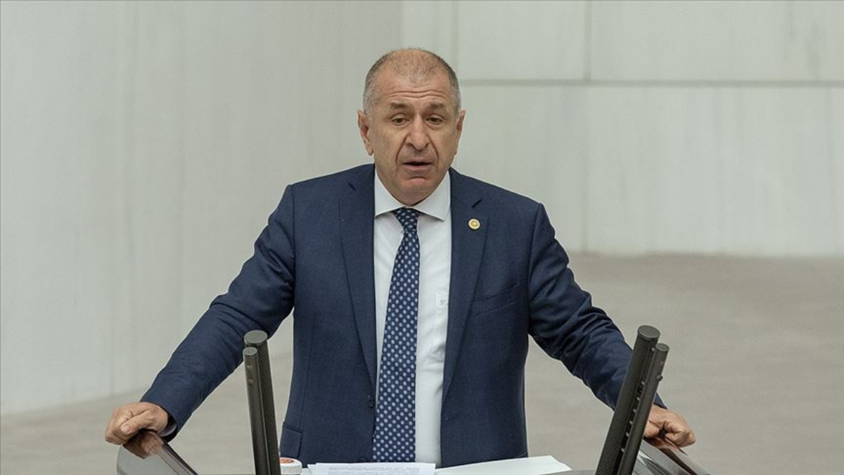 Ümit Özdağ’la Ahmet Davutoğlu kavgası büyüyor: Gelecekti ama gelemedi